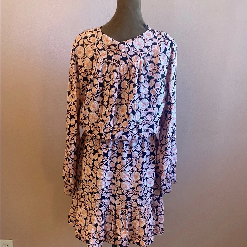 REISS Floral Print Flippy Dress. - Picture 4 of 8